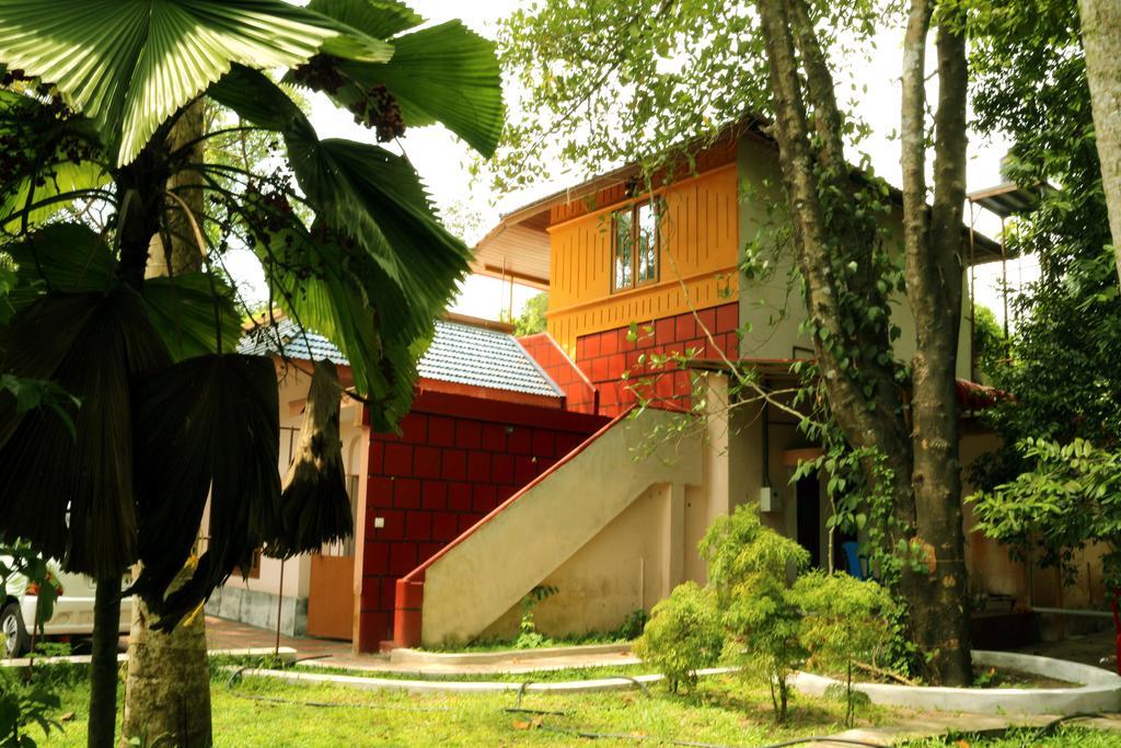 מאראריקולם Marari Beach Pearl Homestay מראה חיצוני תמונה