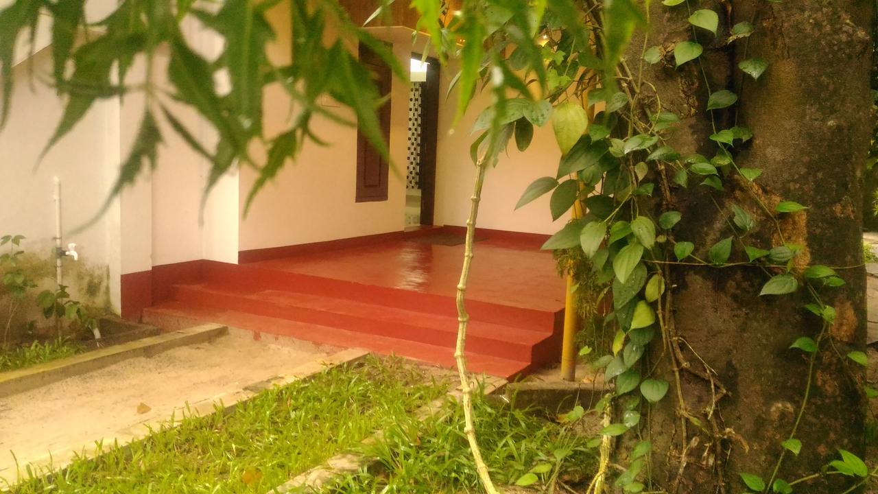 מאראריקולם Marari Beach Pearl Homestay מראה חיצוני תמונה